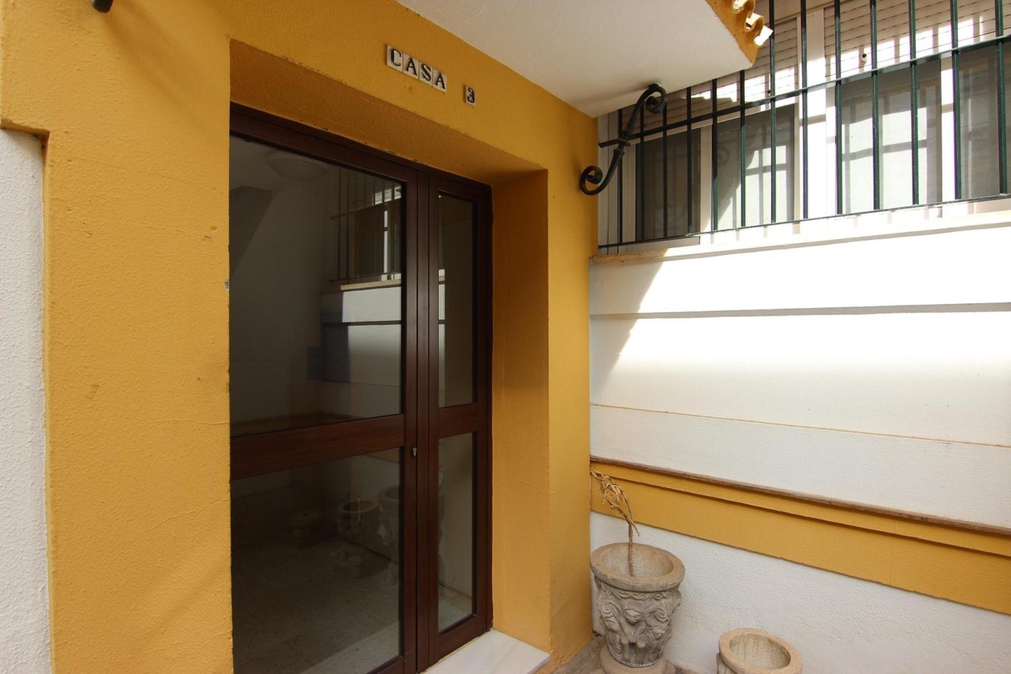 Rentalsevilla Espacioso Apartamento En La Alameda De Hercules Con Parking Buitenkant foto