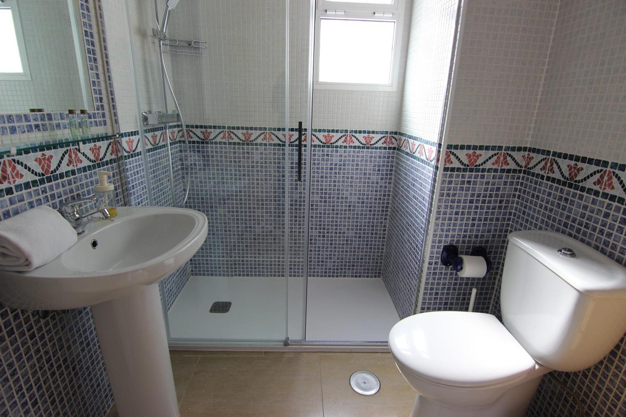 Rentalsevilla Espacioso Apartamento En La Alameda De Hercules Con Parking Buitenkant foto